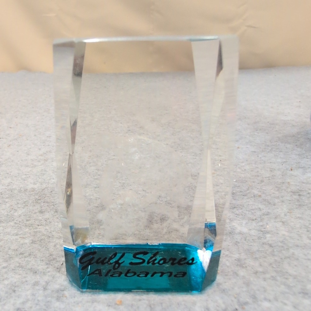 Gulf Shores Alabama Sea Turtle 3D Laser Etched Glass Paperweight Teal Base - Picture 1 of 4